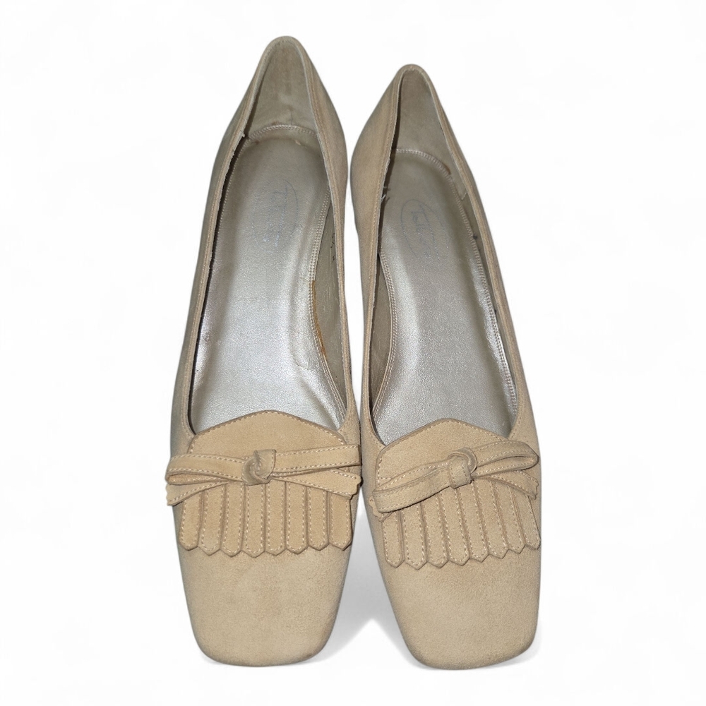 Vintage Talbots EleaNora‎ Suede Loafers Made in Spain Women’s Size 6.5M Beige